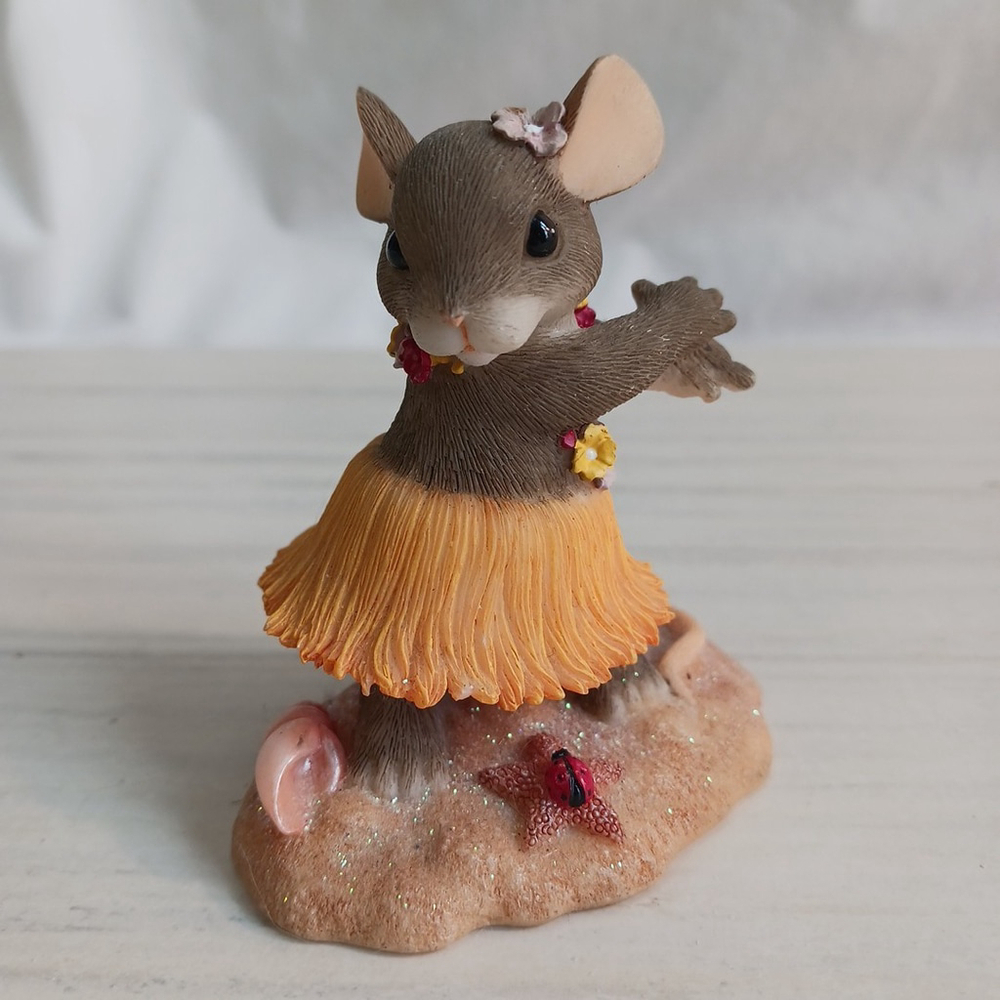 Charming Tails Fitz and Floyd Hula Mouse Figurine